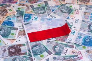 Mediana wynagrodzeń i przeciętne pensje w Polsce. Niecodzienne dane GUS