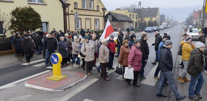 Nie chcą TIR-ów. "Niszczą nową drogę"