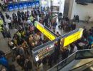 Lotnicze strajki utrudnią życie turystom podróżującym po Europie