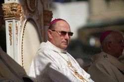 Prymas: Moralnym obowiązkiem chrześcijanina jest deeskalacja konfliktu, a nie jego wzmaganie