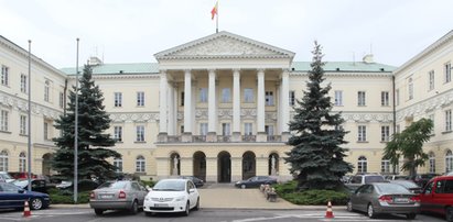 Przywileje radnych. Wziąłbyś taką fuchę?