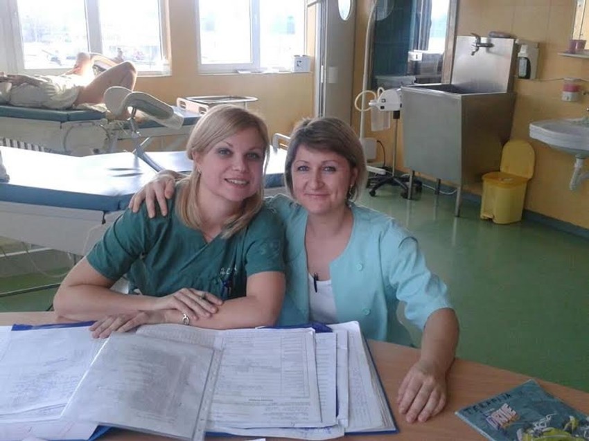 POZIRALE: Dr Sanja Stanojević - Dikić sa koleginicom