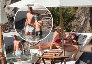 Nemanja Vidić sa ženom i decom u Crnoj Gori