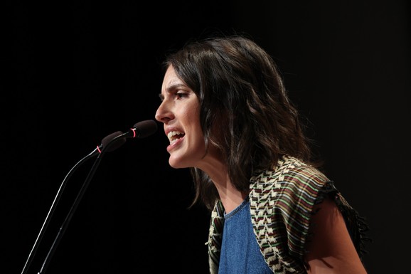 (VIDEO) Španska političarka isprozivala Kaju Kalas, pa ironično čestitala Trampu: "Srećan rođendan, GOSPODINE GENOCIDE!"