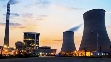 Atomowe pensje przy budowie elektrowni. Chętnie przypominane, dzisiaj są niejawne