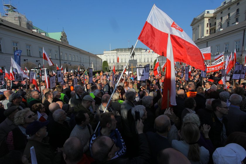 Rocznica katastrofy smoleńskiej zablokuje miasto