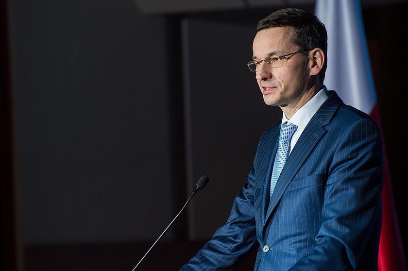 Morawiecki przemawiał, 93-letni weteran nie wytrzymał i wyszedł