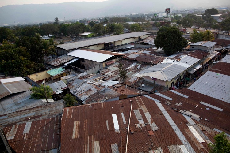 Ponure więzienie w San Pedro Sula