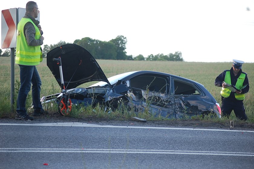 Tragiczny wypadek pod Głogowem. Niemowlę w szpitalu