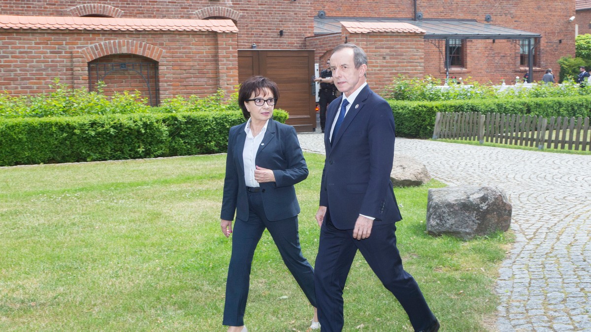 11.06.2021 Wrocław. Marszalek Sejmu Elżbieta Witek i marszałek Senatu Tomasz Grodzki podczas spotkania przewodniczących parlamentów państw Grupy Wyszehradzkiej.