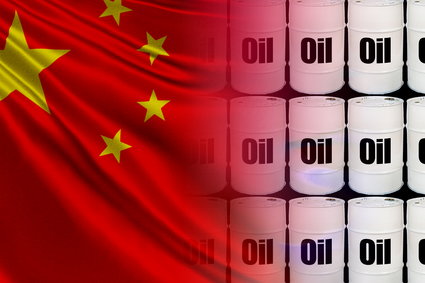 Chiny od trzech miesięcy najwięcej ropy sprowadzają z Rosji. Oto ile wynosi rabat