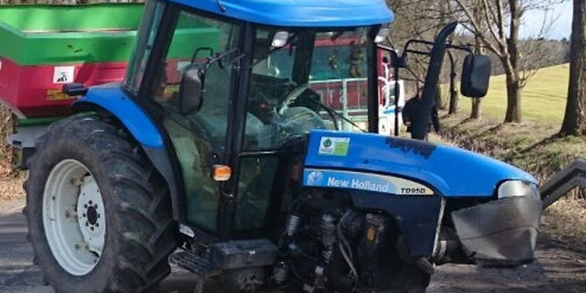 Wypadek ciągnika i BMW