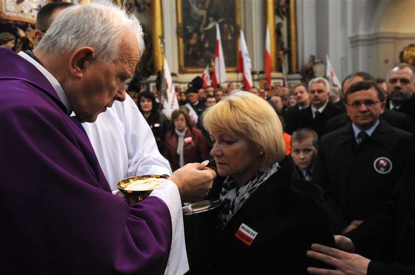 Jarosław Kaczyński, modlitwa, kościół