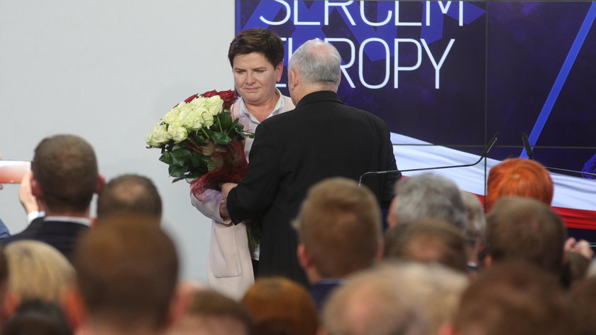 Jarosław Kaczyński i Beata Szydło