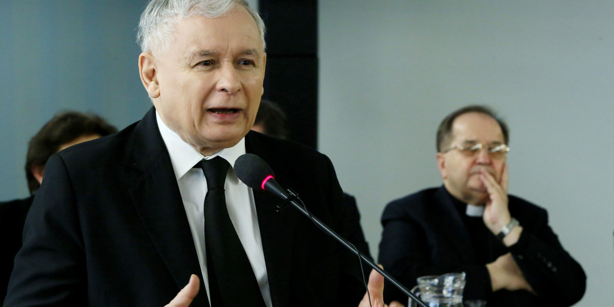 Jarosław Kaczyński dziękuje ojcu Tadeuszowi Rydzykowi