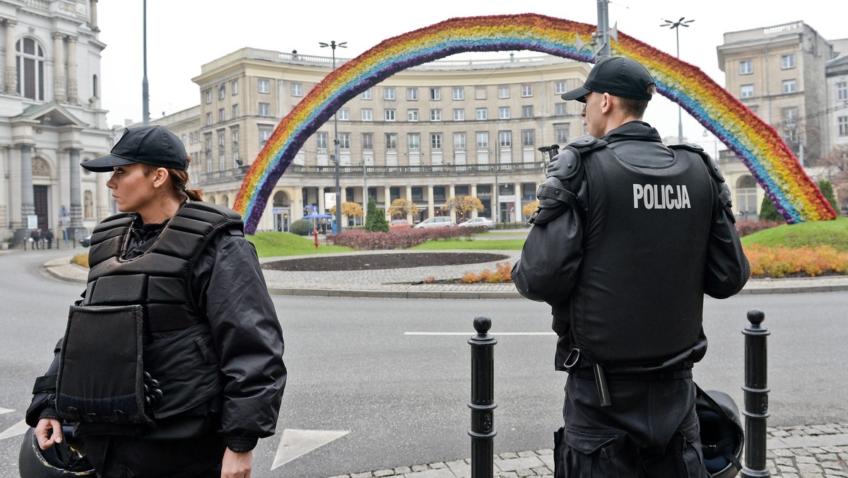 WARSZAWA TCZA PLAC ZBAWICIELA