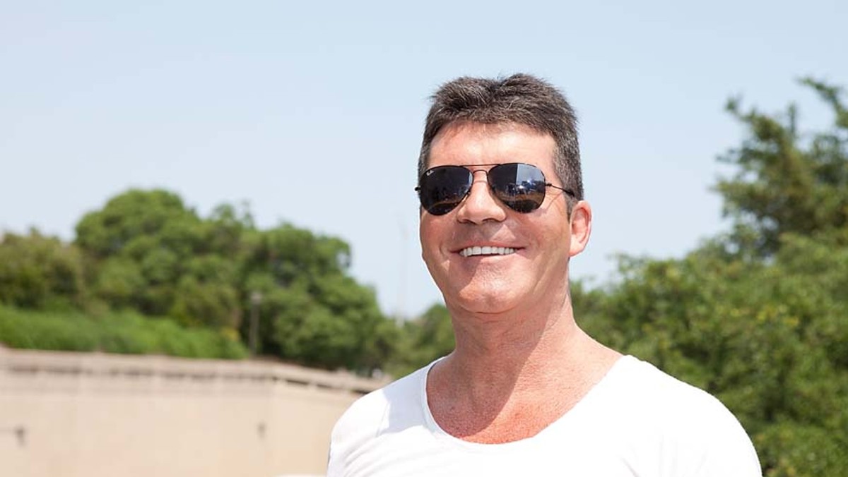 Simon Cowell pozostaje prawdopodobnie najbardziej wpływową postacią w kulturze celebrytów. Nie wymyślił on wprawdzie koncepcji nowoczesnego telewizyjnego konkursu talentów, ale nadał jej obecny format.