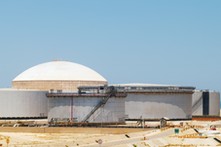 Arabia Saudyjska zamyka największą w kraju rafinerię ropy. To kluczowy obiekt