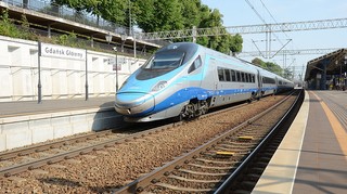 Kolej wygodnych i bezpiecznych podróży