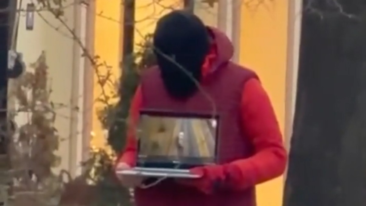 Misteriozni muškarac u Novom Sadu