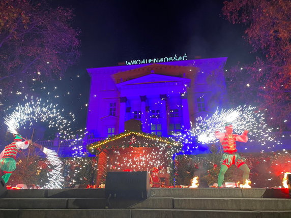 uroczyste rozświetlenie choinki na Placu Wolności w Poznaniu fot. Codzienny Poznań