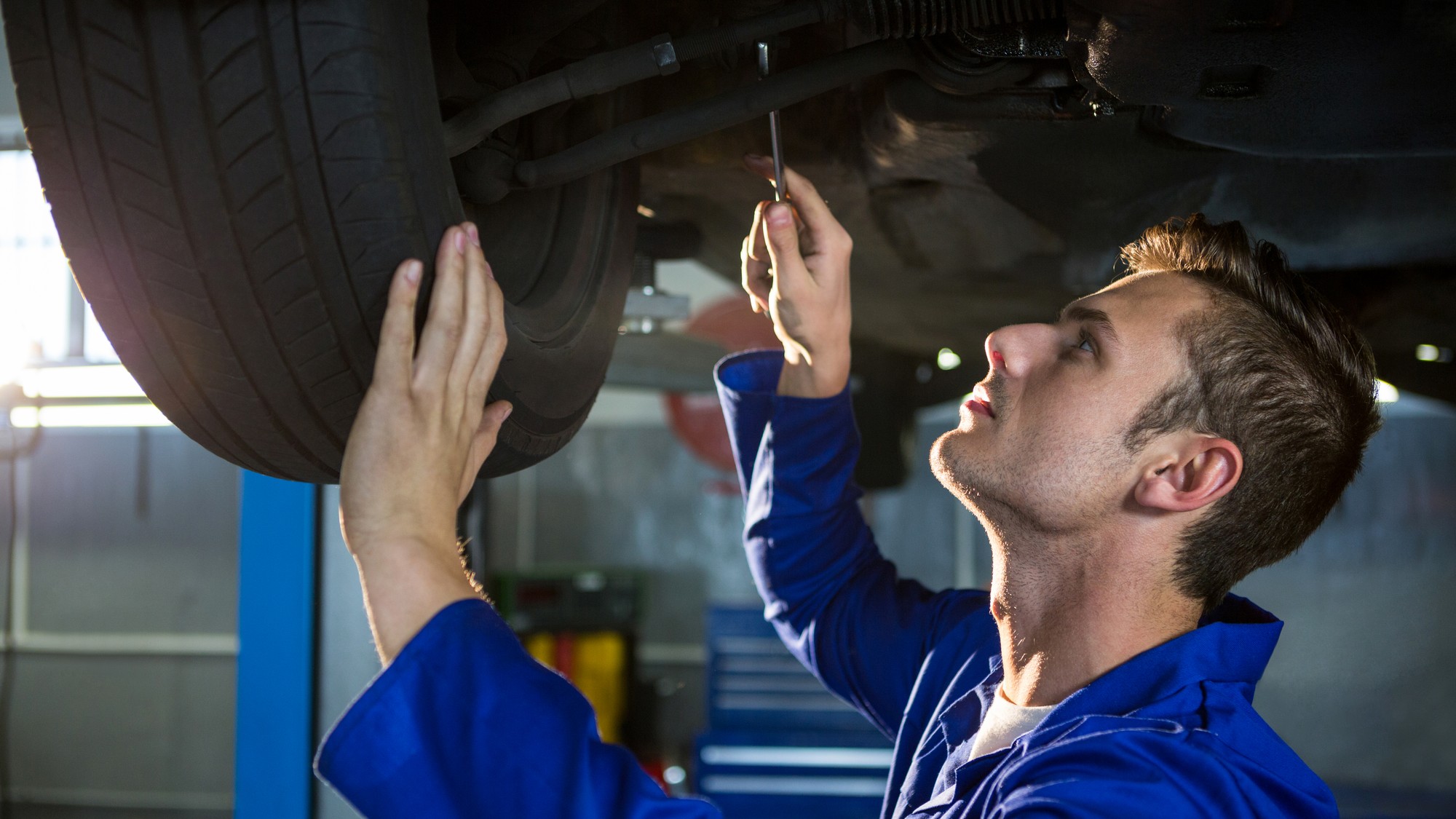 Upchatý palivový filter spôsobuje problémy, ktoré si ľahko pomýlite s vážnou poruchou motora. 