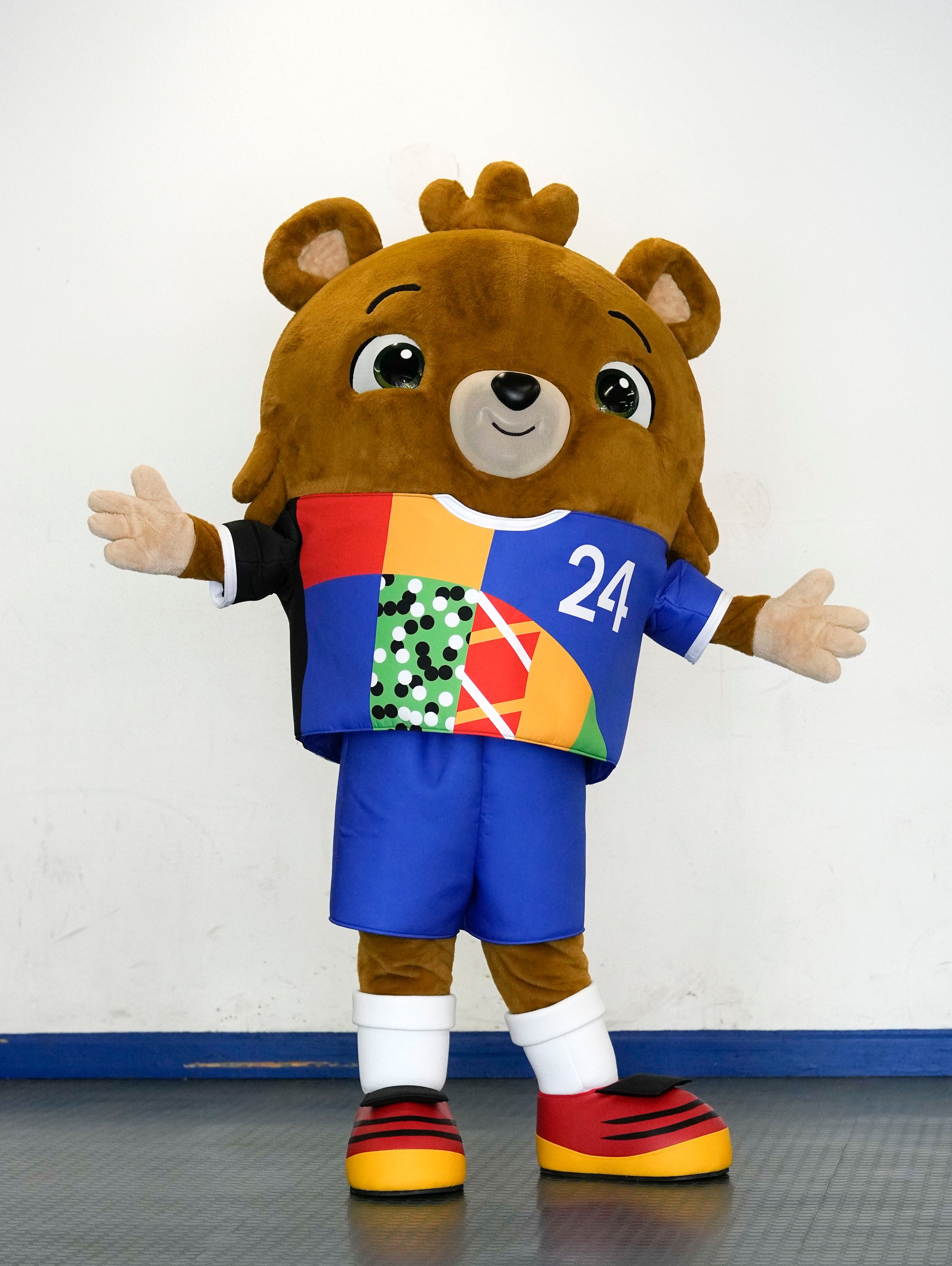 Európska futbalová únia (UEFA) v utorok predstavila maskota ME 2024 v Nemecku.