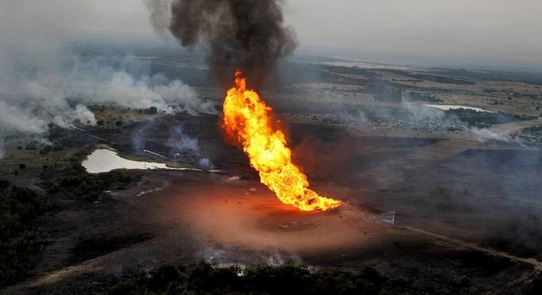 7 die in NNPC explosion at Benin River Valve Station. [Ren]