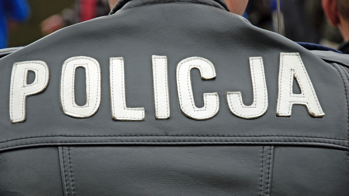 Bydgoszcz: policja znalazła narkotyki ukryte w piecu kaflowym