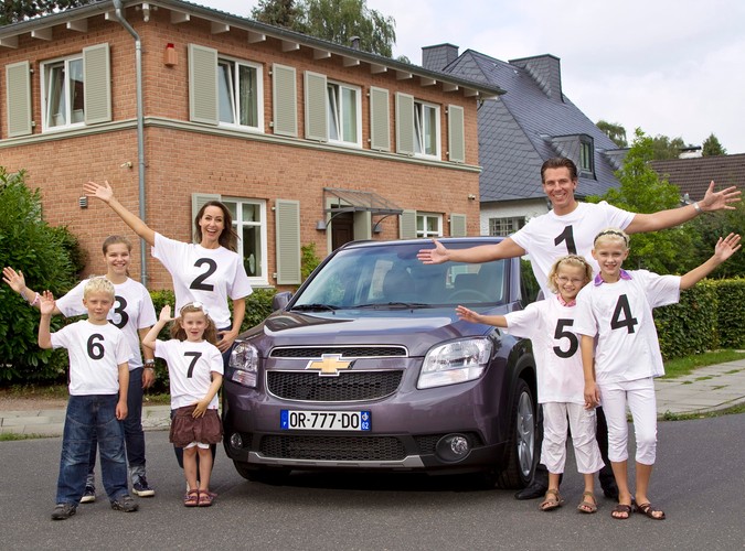 Pierwszy europejski model Chevroleta wśród vanów już wkrótce zadebiutuje na polskim rynku. Od początku przyszłego roku będzie można składać zamówienia u dilerów na Orlando. W salonach pojawi się on najpóźniej w marcu 2011 roku