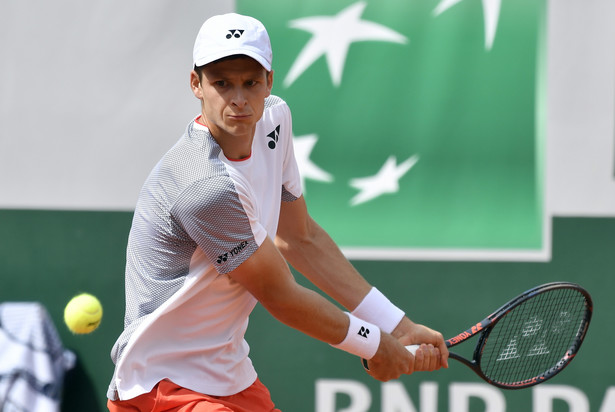 Hurkacz bez szans w starciu z Djokovicem. Polak za burtą French Open