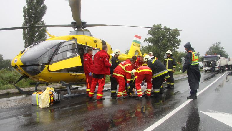 A balesethez mentőhelikopter is érkezett (illusztráció)