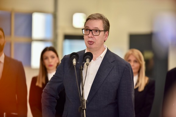 "SRBIJA ČVRSTO STOJI UZ JEVREJSKU ZAJEDNICU" Vučić osudio teroristički napad u Sidneju: Antisemitizmu nema mesta u svetu