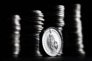 Najczarniejszy scenariusz dot. wyroku TSUE. Fitch: Koszty dla banków byłyby rozłożone na wiele lat