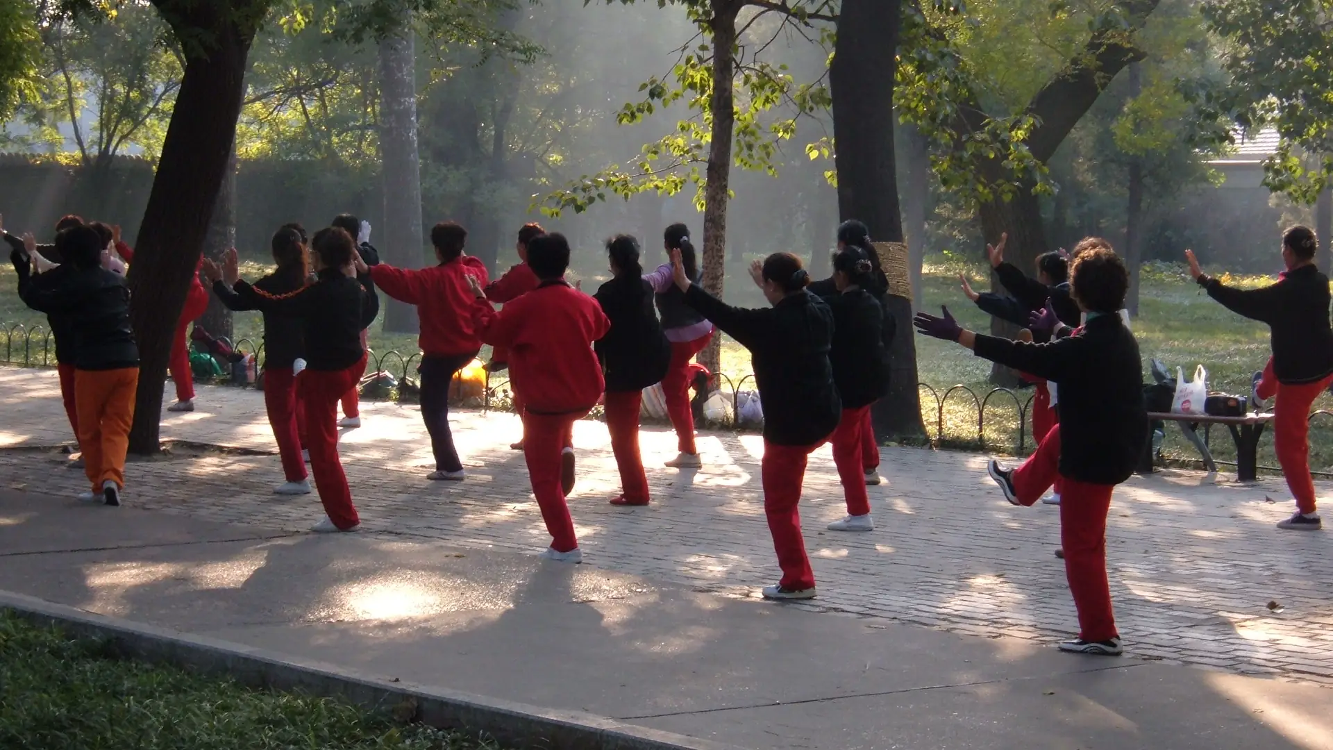 13 faktów o Tai Chi, które przekonają cię do wykonywania tych ćwiczeń każdego dnia