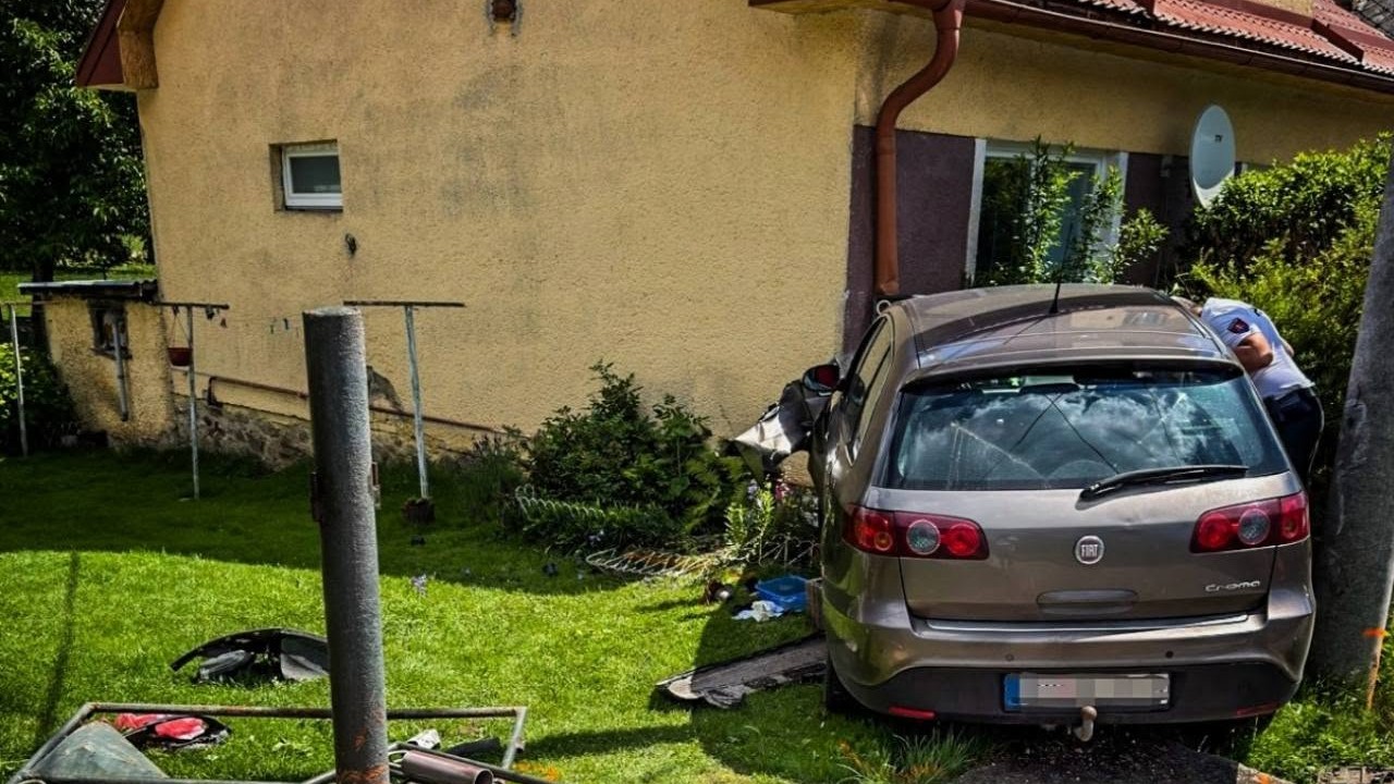K nehode došlo v obci Čierna Lehota v okrese Rožňava.