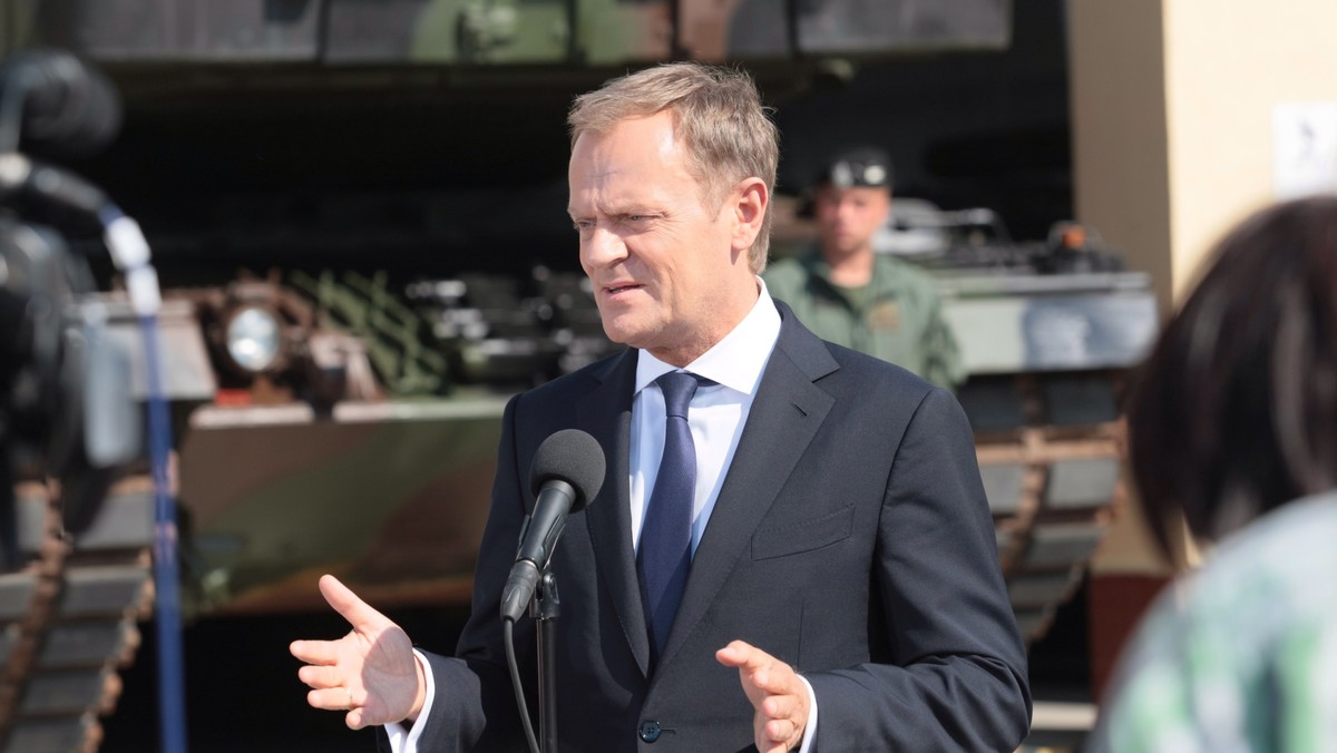 Premier Donald Tusk powiedział, że w wyborach do Parlamentu Europejskiego spodziewa się remisu między PO i PiS. Jak ocenił, kampania pokazała, że na scenie politycznej wciąż liczy się tylko dwóch wielkich graczy.