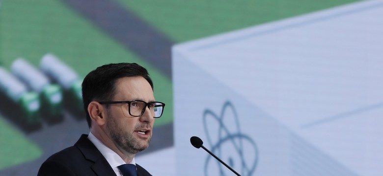 Zielone światło dla budowy małego atomu.  Wbrew ostrzeżeń służb