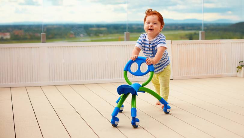 Spielend Laufen lernen: Lauflernwagen im Vergleich