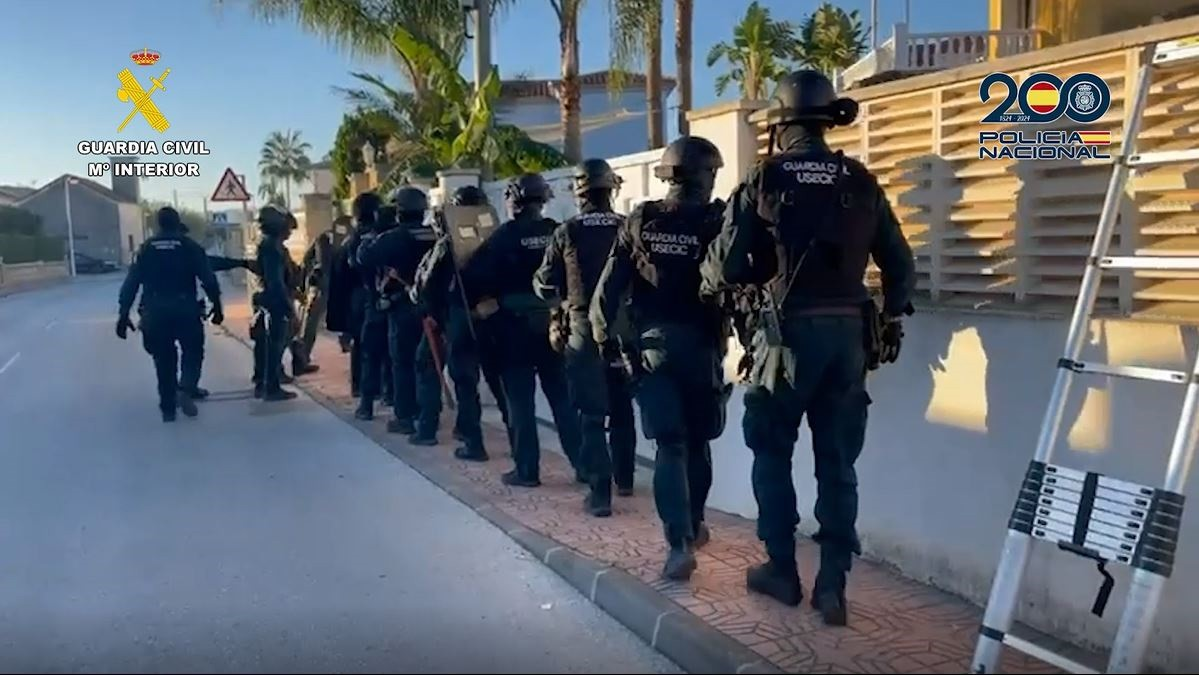 Desmantelada red de trata sexual en Alicante: 7 detenidos y 11 mujeres liberadas