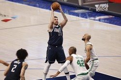 Mavericks zdemolowali Celtics w czwartym meczu finału NBA