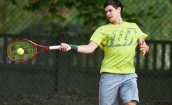 Światowy tenis stanął. Kamil Majchrzak mógł wyleczyć kontuzję