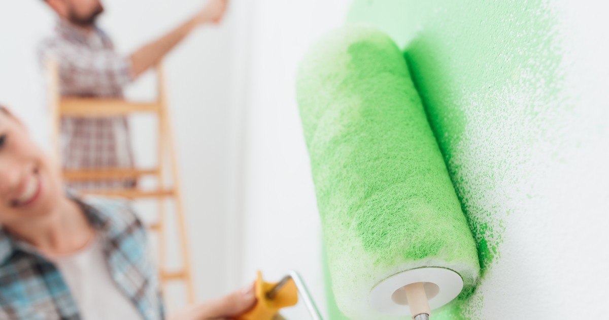 Jej córka chce pomalować ściany pokoju na czarno. „Czasem jest to wyraz buntowniczej natury”