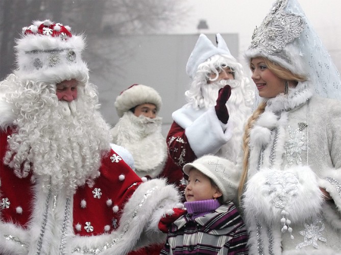 Zupełnie inaczej niż w Kirgizji, gdzie także zorganizowano sylwestrowe pochody