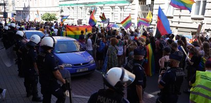 Policyjny podręcznik traktuje osoby LGBTQ jak patologię społeczną. Rzecznik Praw Obywatelskich interweniuje