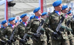 'Wierni Polsce'. Uroczysta defilada przeszła ulicami Katowic [GALERIA]