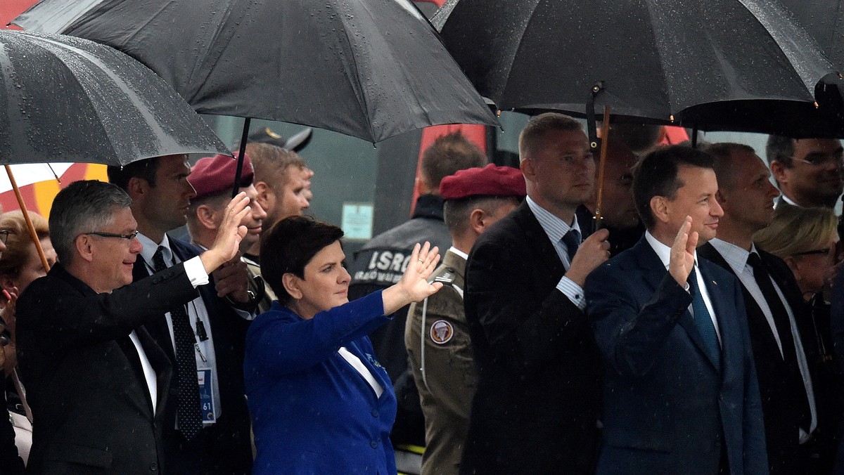 KRAKÓW-BALICE ŚDM 2016 PAPIEŻ FRANCISZEK (Stanisław Karczewski, Beata Szydło, Mariusz Błaszczak)