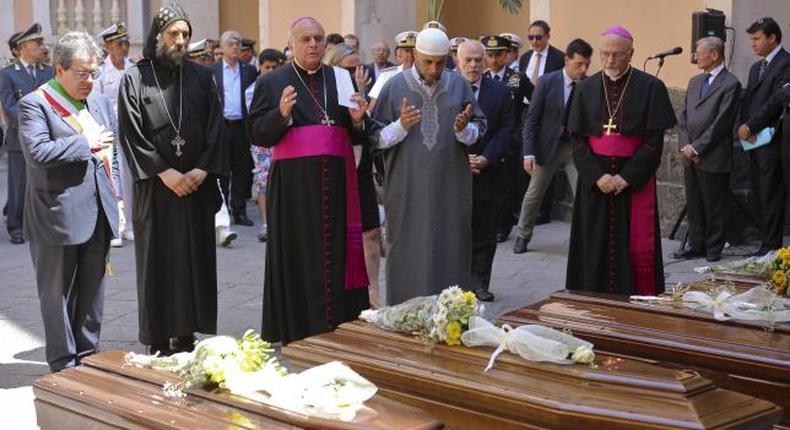 First victims of deadliest migrant shipwreck given funeral in Italy