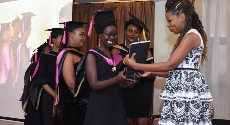 Jacque Mgido, Hollywood celebrity makeup artist at Kenya's Lintons Academy graduation. (courtesy)