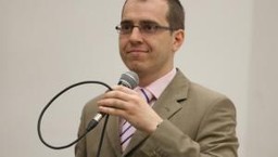 Czy zakaz pozycjonowania stron internetowych kancelarii notarialnych ma sens?